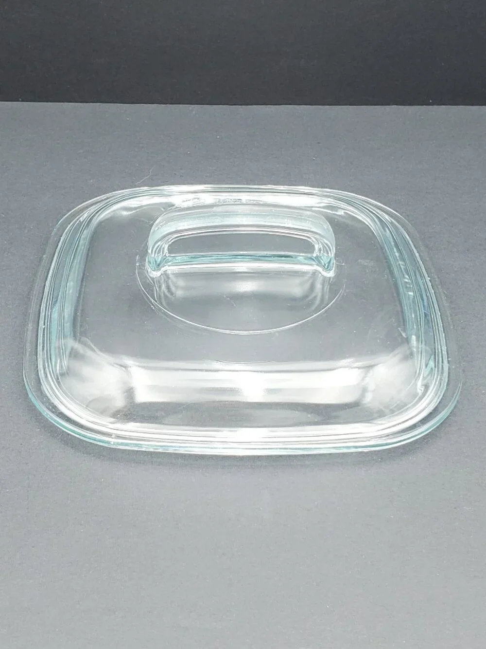 Corningware SimplyLite 1.5 Qt Casserole with Glass Pyrex Lid and Serving Cradle